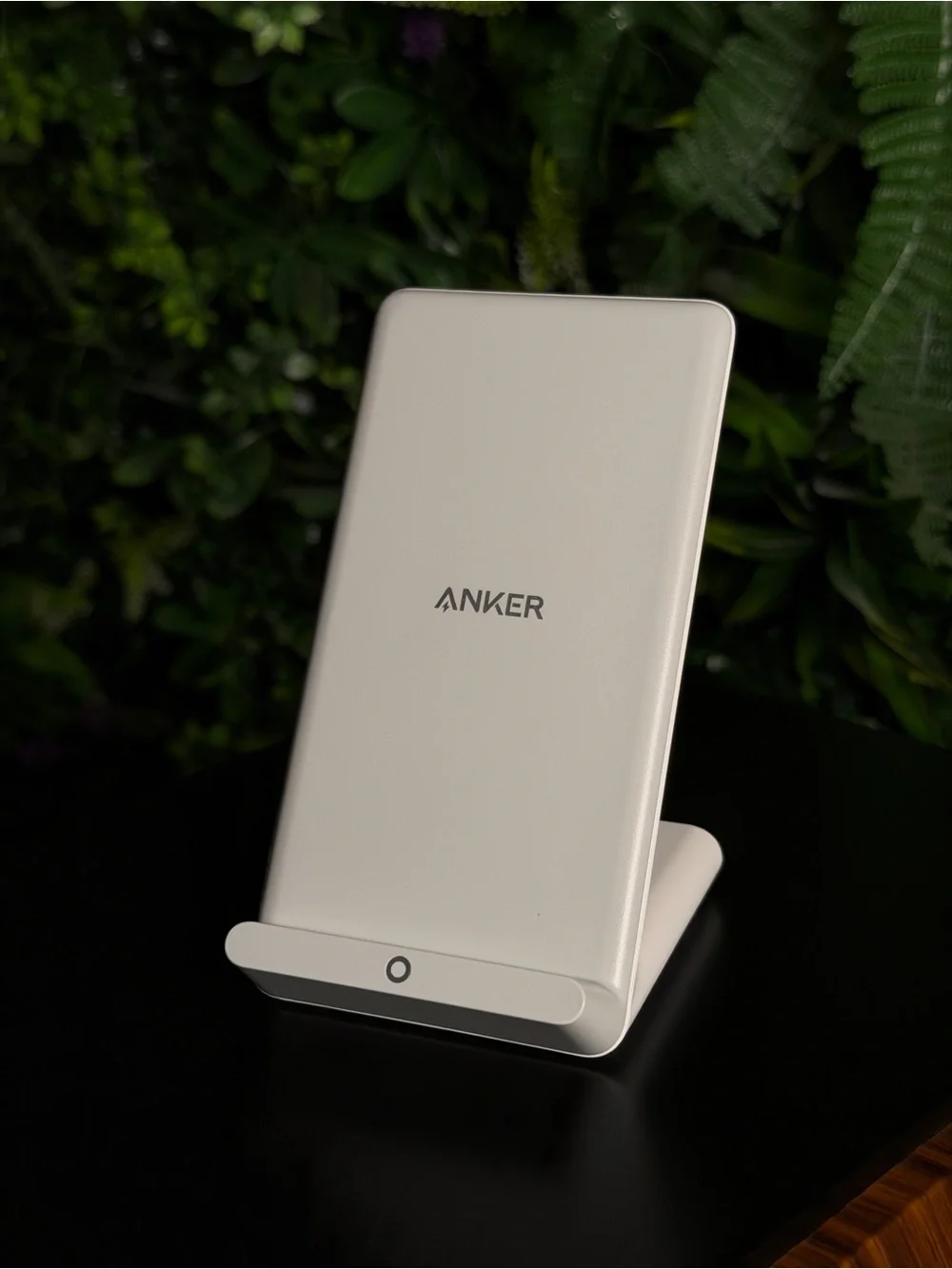 Anker Wireless Charging Stand in White